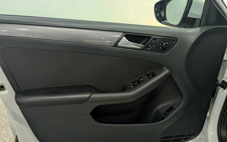 Volkswagen Jetta VI, 2016 год, 1 005 000 рублей, 19 фотография