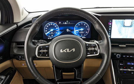KIA Carnival, 2023 год, 4 273 500 рублей, 22 фотография