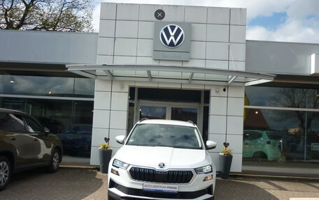 Skoda Karoq I, 2023 год, 3 381 224 рублей, 2 фотография