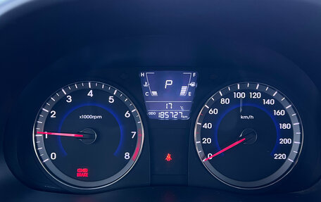 Hyundai Solaris II рестайлинг, 2013 год, 770 000 рублей, 10 фотография