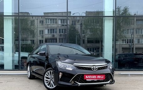 Toyota Camry, 2016 год, 1 850 000 рублей, 3 фотография