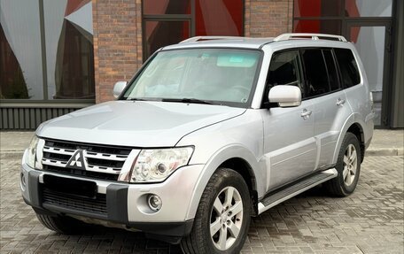 Mitsubishi Pajero IV, 2008 год, 1 545 000 рублей, 2 фотография