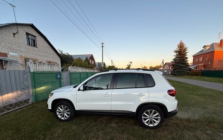 Volkswagen Tiguan I, 2016 год, 1 450 000 рублей, 3 фотография