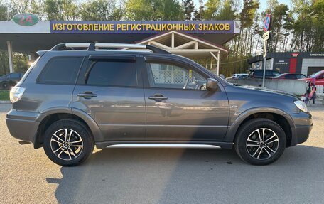 Mitsubishi Outlander III рестайлинг 3, 2007 год, 680 000 рублей, 11 фотография