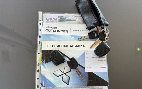Mitsubishi Outlander III рестайлинг 3, 2007 год, 680 000 рублей, 29 фотография