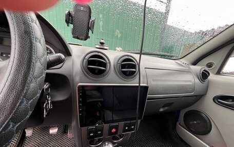 Renault Logan I, 2005 год, 300 000 рублей, 7 фотография