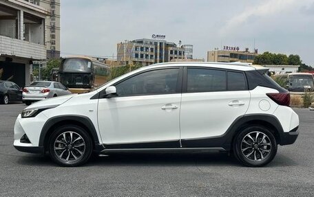 Toyota Yaris Cross, 2022 год, 1 175 947 рублей, 7 фотография