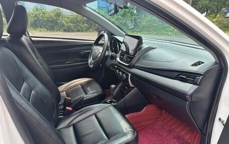 Toyota Yaris Cross, 2022 год, 1 175 947 рублей, 10 фотография