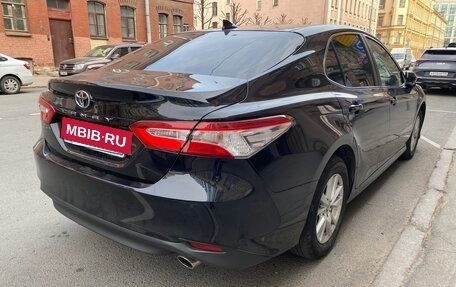 Toyota Camry, 2020 год, 3 250 000 рублей, 5 фотография