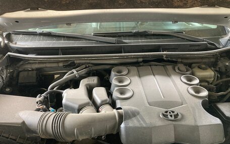 Toyota Land Cruiser Prado 150 рестайлинг 2, 2019 год, 5 050 000 рублей, 10 фотография
