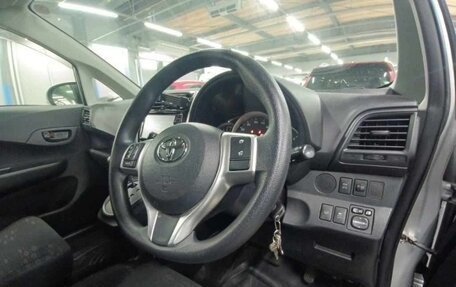 Toyota Ractis II, 2015 год, 894 000 рублей, 7 фотография
