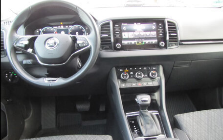 Skoda Karoq I, 2023 год, 3 257 254 рублей, 9 фотография