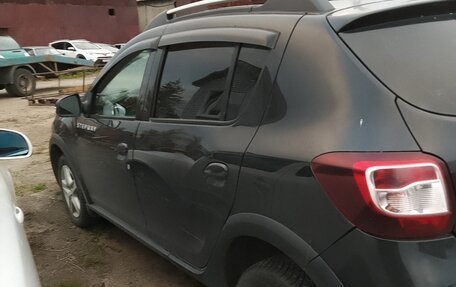 Renault Sandero II рестайлинг, 2016 год, 690 000 рублей, 2 фотография
