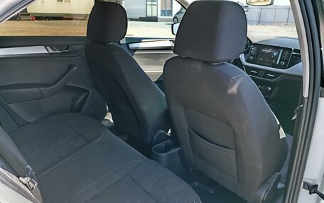 Skoda Rapid II, 2020 год, 1 350 000 рублей, 24 фотография