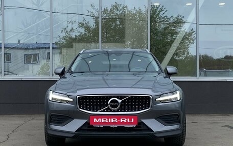 Volvo V60 II, 2021 год, 3 999 000 рублей, 2 фотография