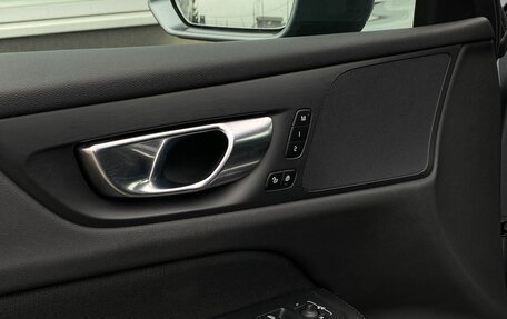 Volvo V60 II, 2021 год, 3 999 000 рублей, 21 фотография