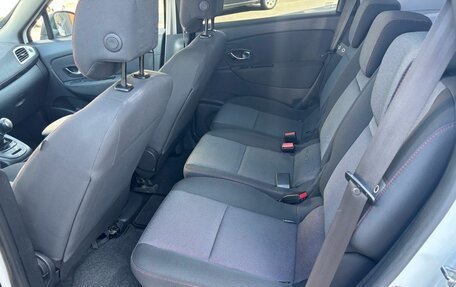 Renault Scenic III, 2013 год, 700 000 рублей, 16 фотография