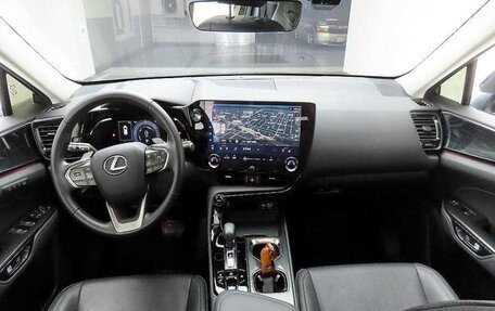 Lexus NX, 2023 год, 6 645 000 рублей, 8 фотография