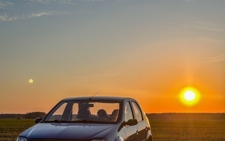 Renault Logan I, 2009 год, 450 000 рублей, 1 фотография