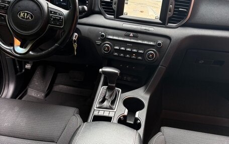 KIA Sportage IV рестайлинг, 2017 год, 1 770 000 рублей, 8 фотография