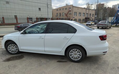 Volkswagen Jetta VI, 2017 год, 1 195 000 рублей, 3 фотография