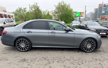 Mercedes-Benz E-Класс, 2016 год, 3 000 000 рублей, 3 фотография