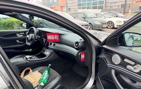 Mercedes-Benz E-Класс, 2016 год, 3 000 000 рублей, 12 фотография