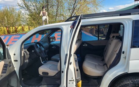 Nissan Pathfinder, 2010 год, 1 600 000 рублей, 3 фотография