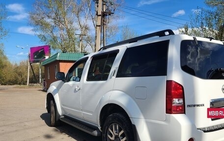 Nissan Pathfinder, 2010 год, 1 600 000 рублей, 4 фотография