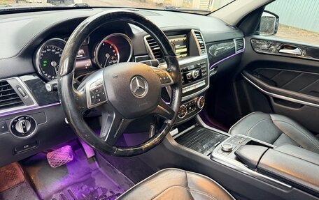 Mercedes-Benz GL-Класс, 2013 год, 2 700 000 рублей, 10 фотография