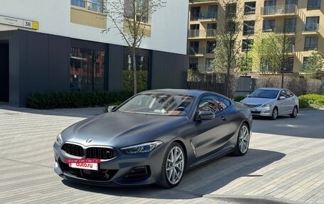 BMW 8 серия, 2019 год, 9 450 000 рублей, 2 фотография