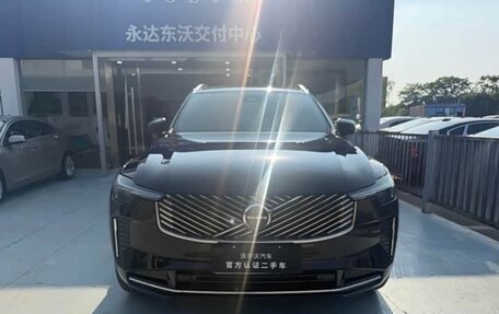 Volvo XC90 II рестайлинг, 2025 год, 8 603 750 рублей, 2 фотография