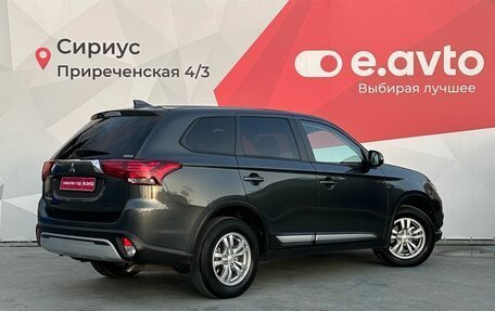 Mitsubishi Outlander III рестайлинг 3, 2021 год, 2 350 000 рублей, 6 фотография