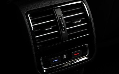 Volkswagen Passat B8 рестайлинг, 2015 год, 1 879 000 рублей, 26 фотография