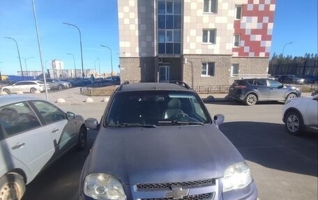Chevrolet Niva I рестайлинг, 2010 год, 370 000 рублей, 1 фотография