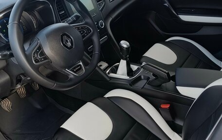 Renault Megane III, 2016 год, 1 550 000 рублей, 10 фотография