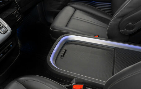 Hyundai Staria, 2024 год, 7 050 000 рублей, 22 фотография