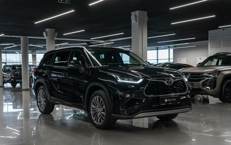 Toyota Highlander, 2026 год, 5 300 000 рублей, 2 фотография