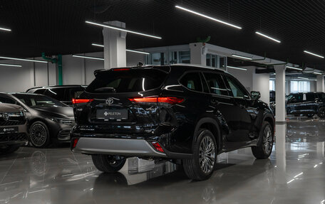 Toyota Highlander, 2026 год, 5 300 000 рублей, 4 фотография