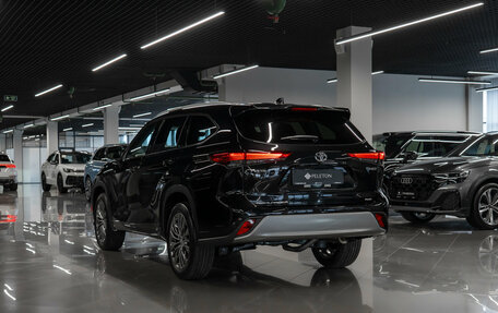 Toyota Highlander, 2026 год, 5 300 000 рублей, 5 фотография