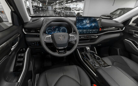 Toyota Highlander, 2026 год, 5 300 000 рублей, 7 фотография
