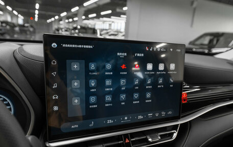 Toyota Highlander, 2026 год, 5 300 000 рублей, 24 фотография