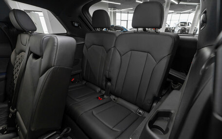 Audi Q7, 2025 год, 13 350 000 рублей, 16 фотография