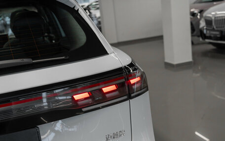 Volkswagen Tiguan, 2026 год, 4 650 000 рублей, 33 фотография