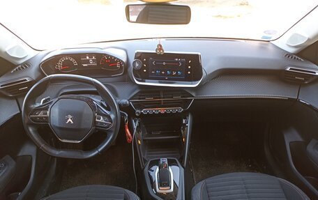 Peugeot 208 II, 2021 год, 1 650 000 рублей, 10 фотография