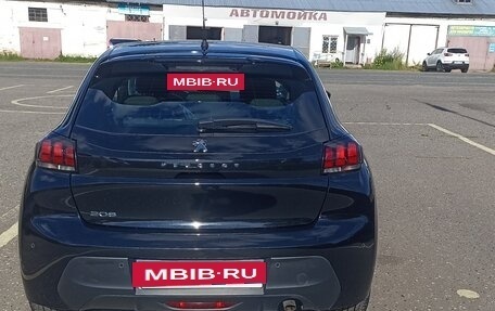 Peugeot 208 II, 2021 год, 1 650 000 рублей, 4 фотография
