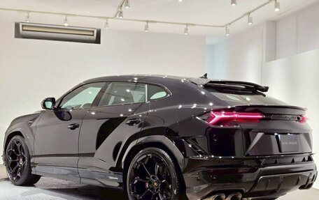 Lamborghini Urus I, 2025 год, 38 000 000 рублей, 3 фотография