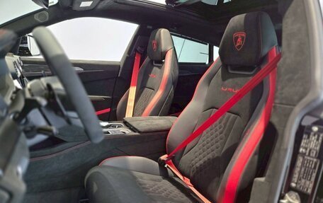 Lamborghini Urus I, 2025 год, 38 000 000 рублей, 6 фотография