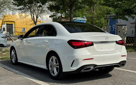 Mercedes-Benz A-Класс, 2023 год, 1 700 000 рублей, 11 фотография