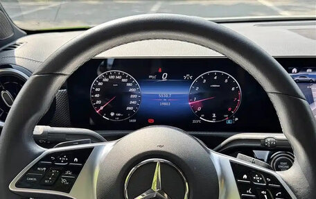 Mercedes-Benz A-Класс, 2023 год, 1 700 000 рублей, 19 фотография
